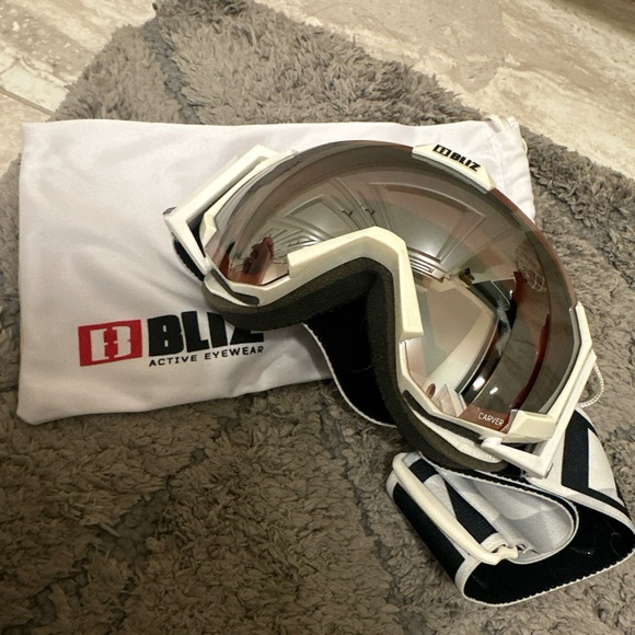 COPY - Bliz Ski Goggles ⛷️ - Picture 8 of 8